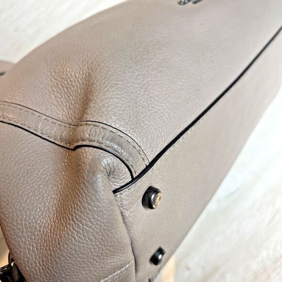 Coach Edie Turn lock Taupe Pebbled Leather Shoulder Bag Purse Satchel 36855 - Picture 6 of 16